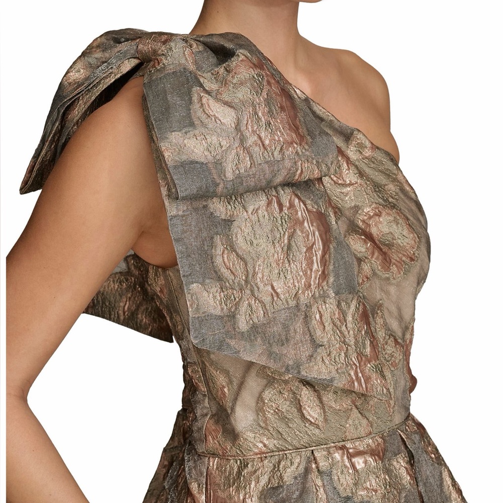 Donna Karan New York One-Shoulder Metallic Jacquard Gown, SIZE 12 - Picture 5 of 11